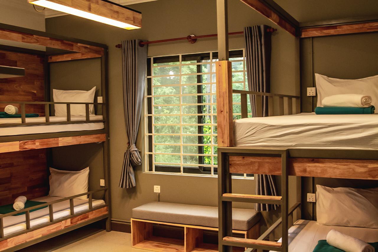Sleep Pod Hostel Siem Reap Bagian luar foto